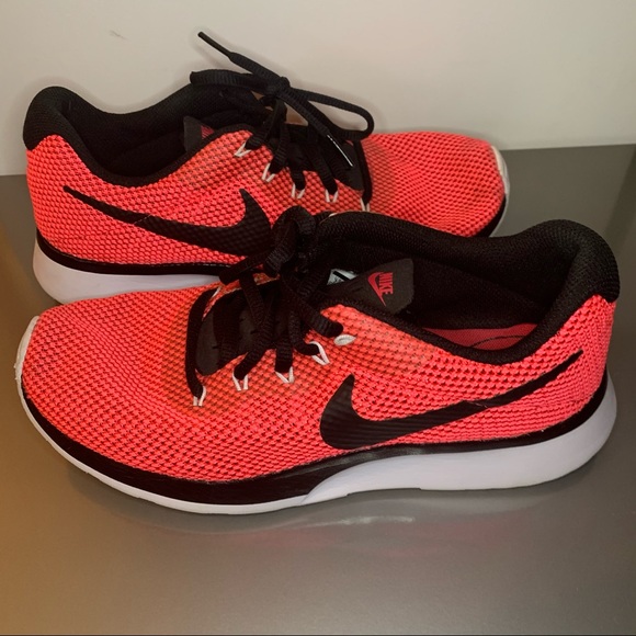 Nike Neon Running Shoes - Picture 2 of 7